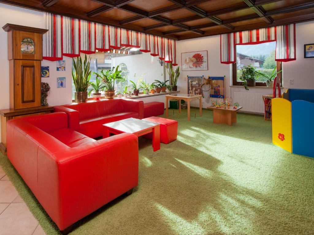 Familienhotel Central Sankt Johann in Tirol Buitenkant foto