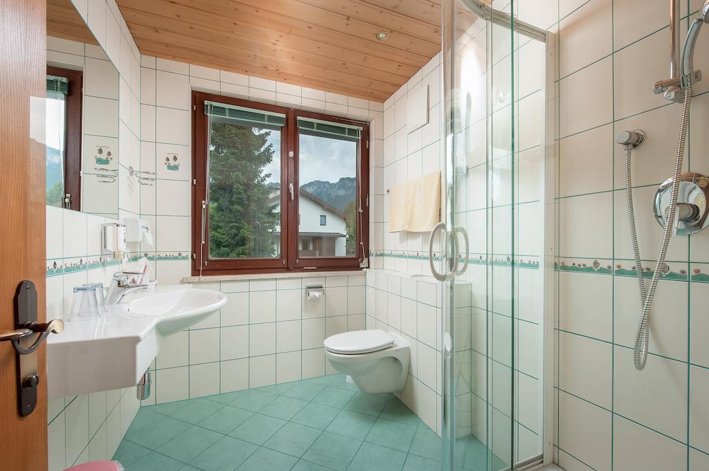 Familienhotel Central Sankt Johann in Tirol Kamer foto