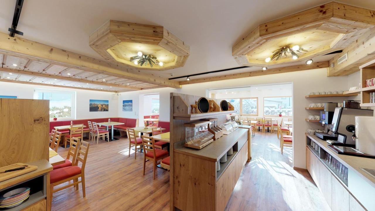 Familienhotel Central Sankt Johann in Tirol Buitenkant foto